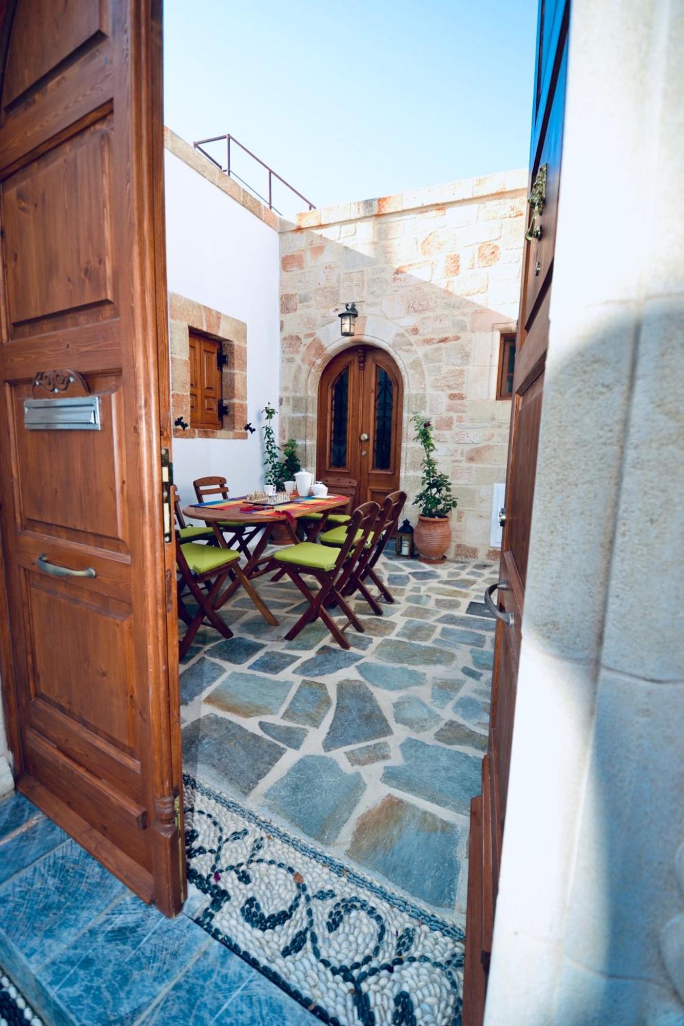 Villa Patitiri Traditional House With Hot Tub Archangelos  Exteriér fotografie