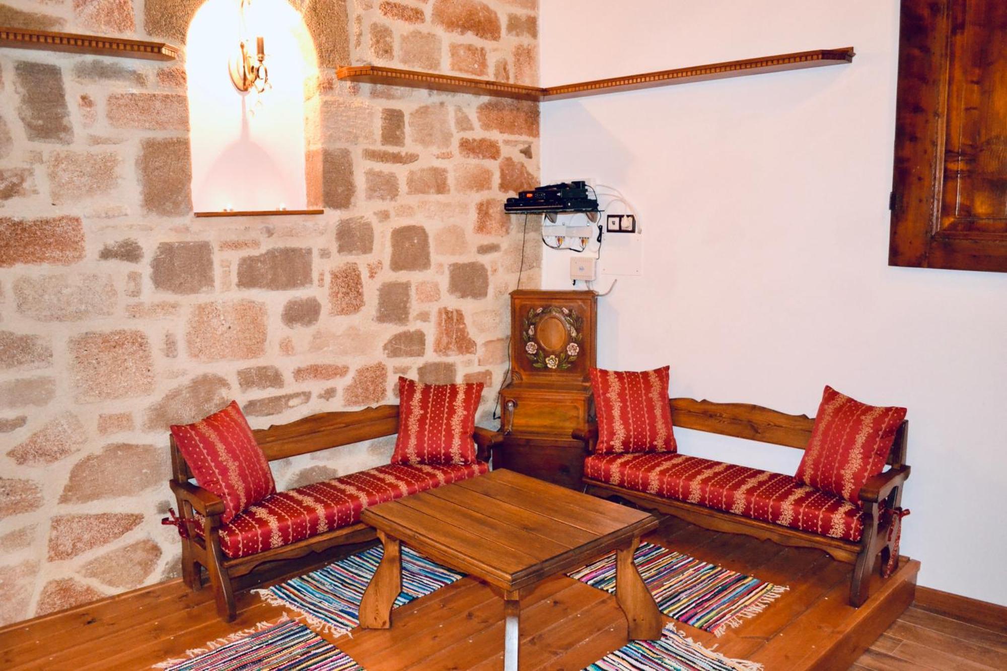 Villa Patitiri Traditional House With Hot Tub Archangelos  Exteriér fotografie