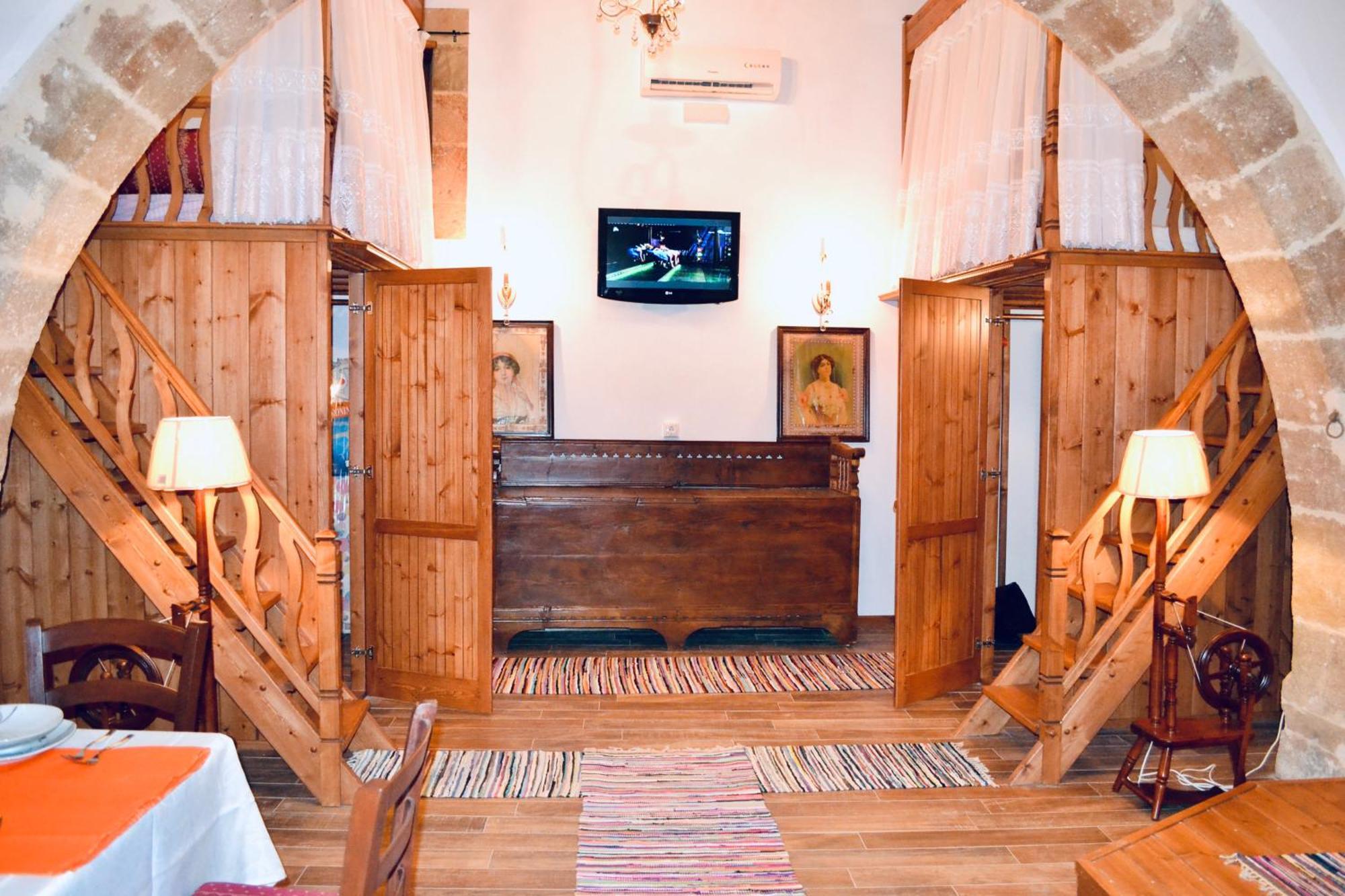 Villa Patitiri Traditional House With Hot Tub Archangelos  Exteriér fotografie