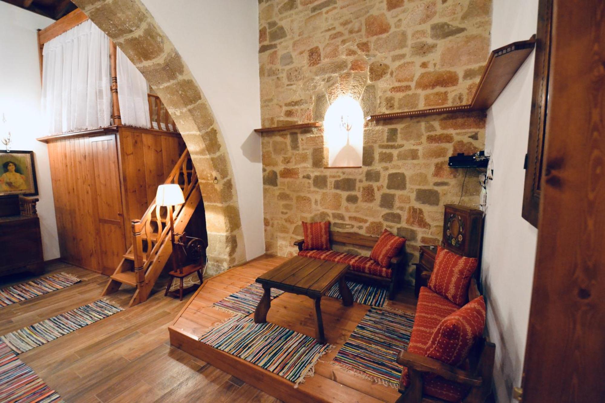 Villa Patitiri Traditional House With Hot Tub Archangelos  Exteriér fotografie