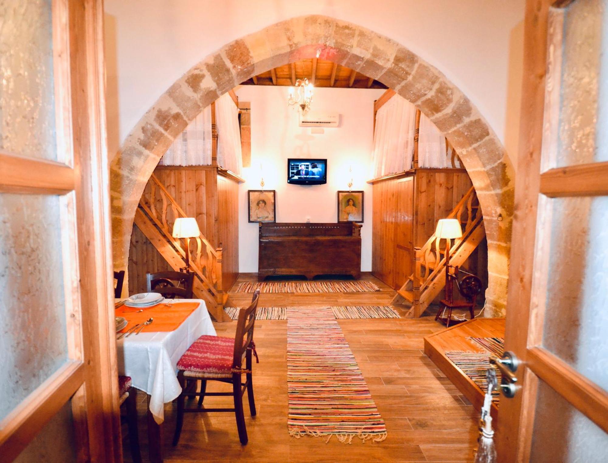 Villa Patitiri Traditional House With Hot Tub Archangelos  Exteriér fotografie